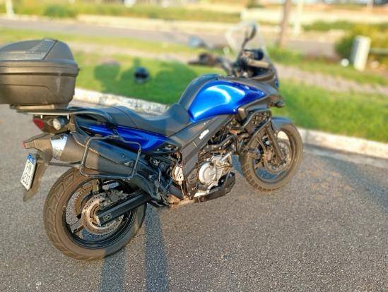 SUZUKI V-STROM 650 ABS SUZUKI V-STROM 650 ABS